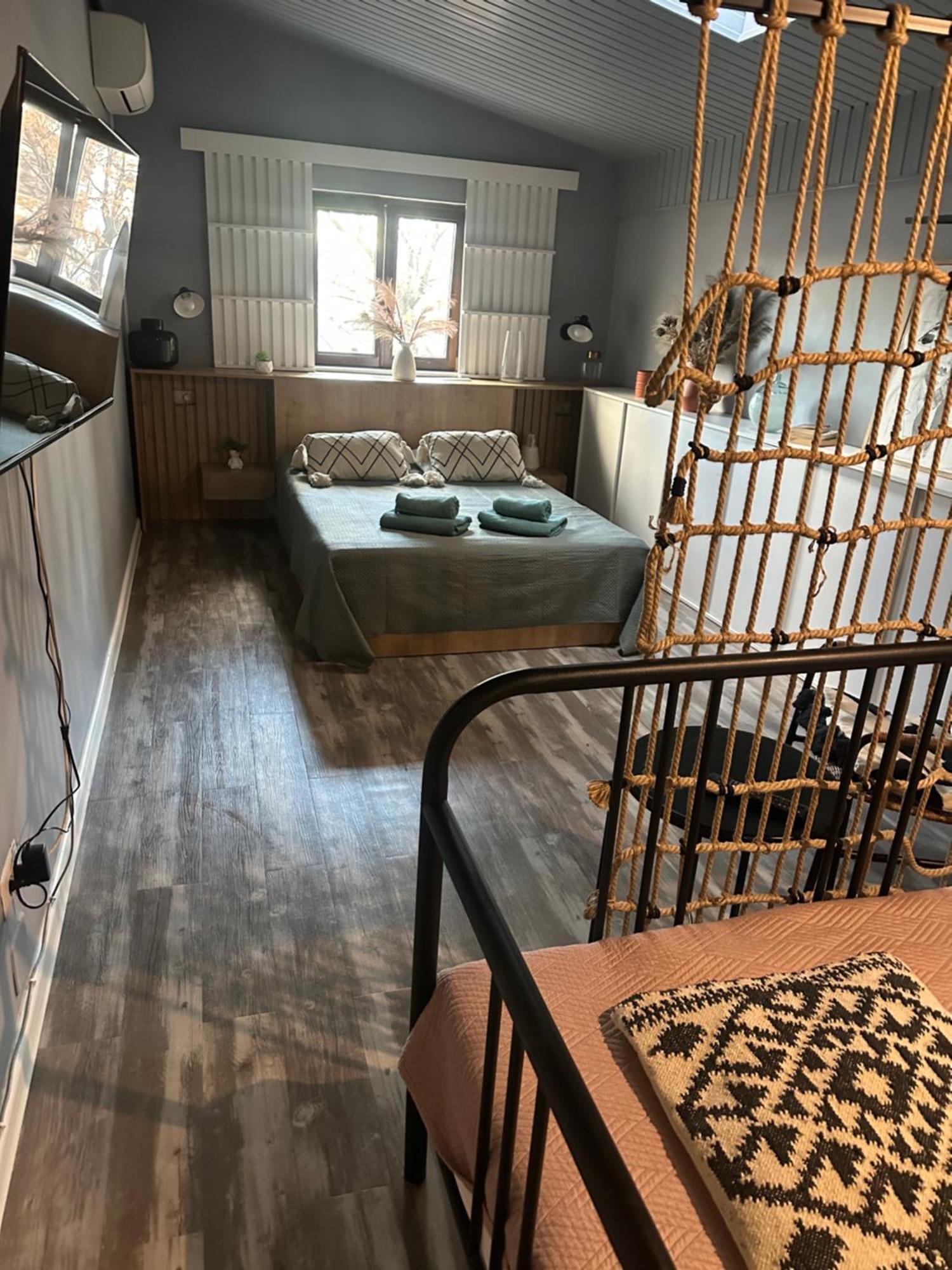 Marvellous Attic Studio In The Old Town Bukares Bagian luar foto